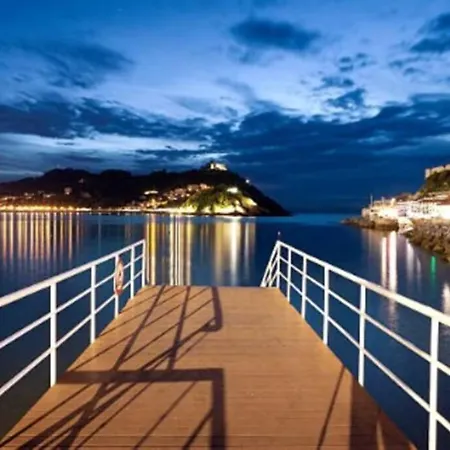 Zurriola Beachfront Luxury Lejlighed