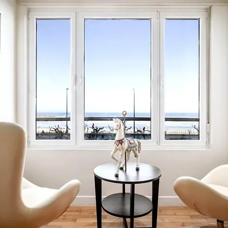 Zurriola Beachfront Luxury * סן סבסטיאן
