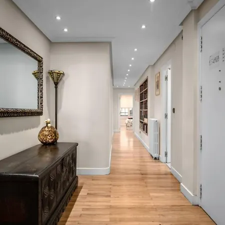 Zurriola Beachfront Luxury * סן סבסטיאן